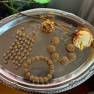 Hollywood Glamour Earrings & Bracelets Set